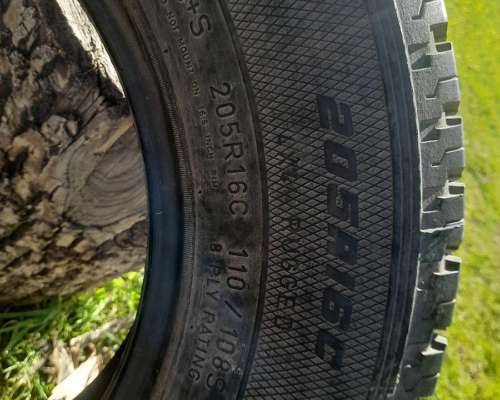 Vendo Cubierta Camioneta o Agricola