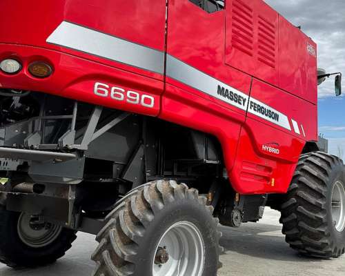 Cosechadora Massey Ferguson 6690 Hibryd
