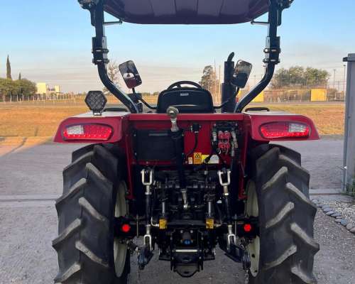 Tractor Agro Chery RK704 de 70 HP Chino Motor Perkins