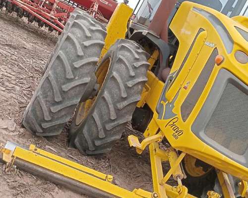 Tractor Pauny Bravo 580 año 2017 260 HP muy Bueno