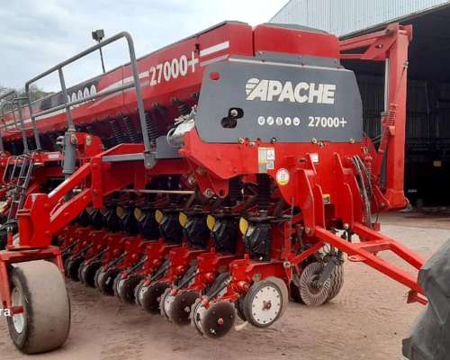 Sembradora Apache 27000 - 16 Surcos a 52