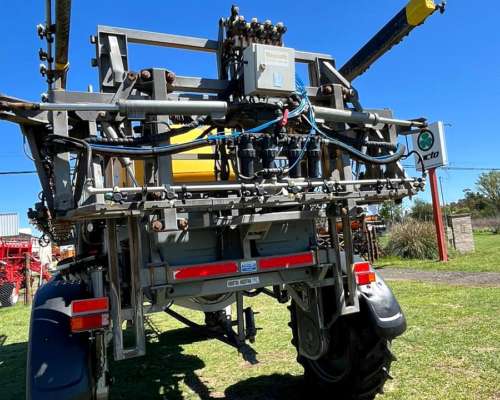 Pulverizadora Pla MAP3 3300 PS Mixta 36 2017 8000hs