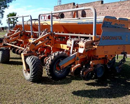 Sembradora Agrometal Txmega 13 Surcos a 52,5 Conf Ertilizaci