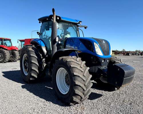 Usado - New Holland - T7-215 - año 2022 - 4wd - Piloto
