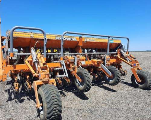 Sembradora Agrometal TX Mega 16 a 35 2016