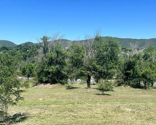 Lote en Country Altos de Carlos PAZ