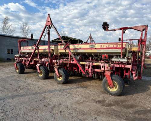 Sembradora Giorgi Mod: D10 44 Líneas a 19