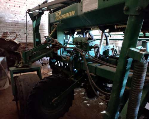 Sembradora Pierobon MIX 7000 R