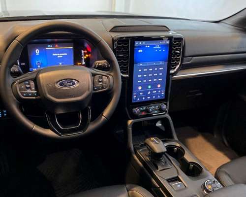Ford Everest 2.3l Titanium