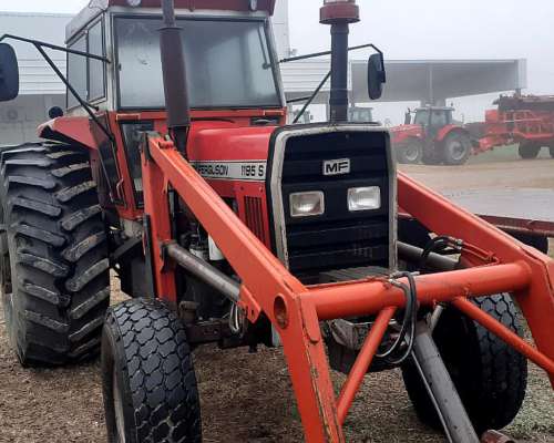 Massey 1195 con Pala Frontal