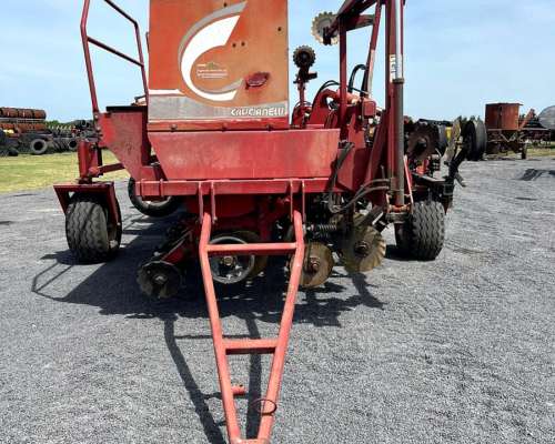 Sembradora Crucianelli Gringa V de 16 a 52