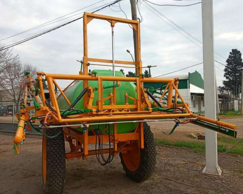 Pulverizador de Arrastre Praba Andariego 3000 Litros
