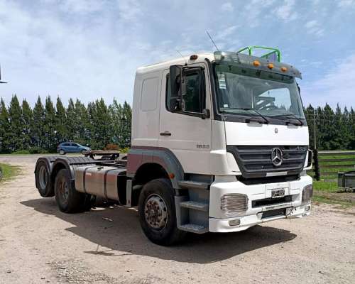 Camion Axor 1933 6X2 Tractor
