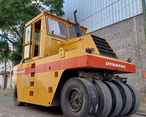 Compactador Dynapac CP271 9 Ruedas