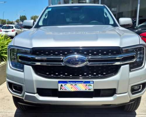Vendo Ford Ranger XLT 2023 4X2 Solo 13000 km Nuevisima