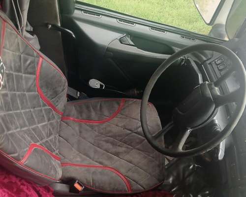 Scania 114g 330 año 2004 Tractor A/A Climatic Vigía