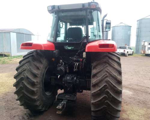 Tractor Massey Ferguson 660 160 HP año 2005