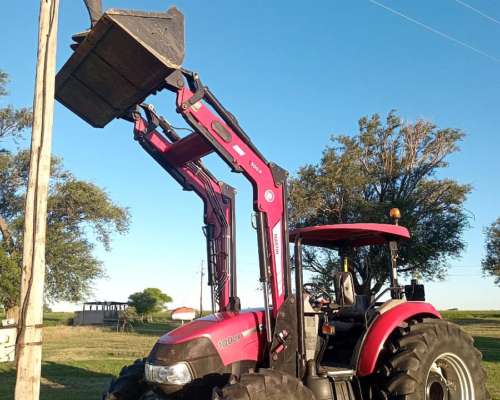 Case Farmall JX 100 2013 con 2600 Horas