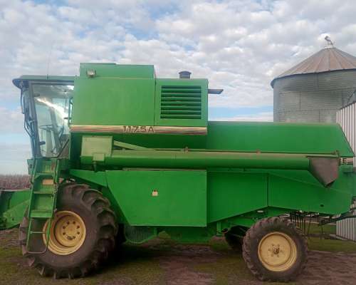 John Deere 1175 con 19 Pies