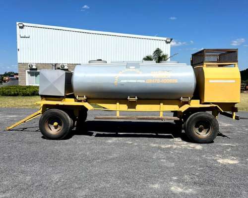 Acoplado Tanque Combinado de 3.400lts para Agua