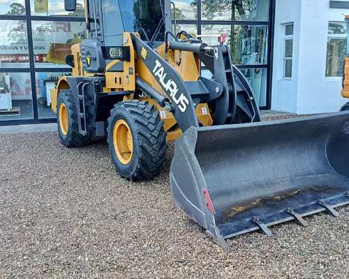 Pala Cargada Frontal Taurus CTX 926