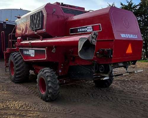 Cosechadora Vasalli 1550 Cummins 284 HP