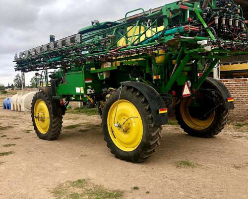 Pulverizadora John Deere 4730. año 2014