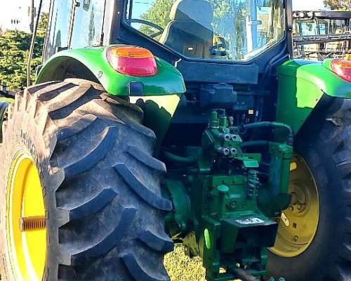 Tractor John Deere 6415 - 2008