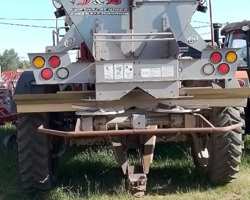 Fertilizadora Fertec 618 año 2018 con Piloto