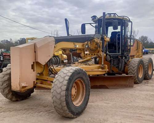 Motoniveladora Caterpillar 140m Usada