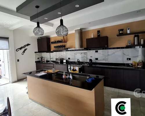 Se Vende Casa Nueva en Obera Misiones con Quincho, Piscina