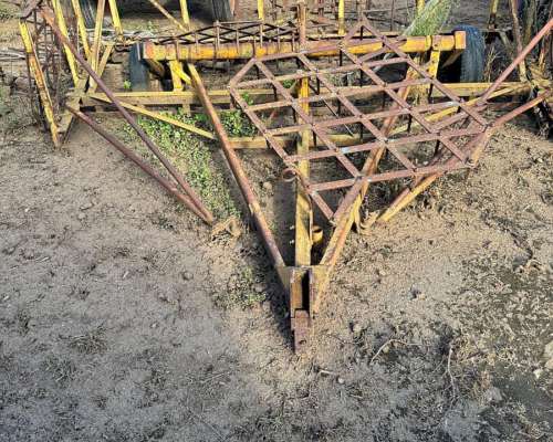 Rastra de Dientes Balanzon con Rabasto Hidraulico