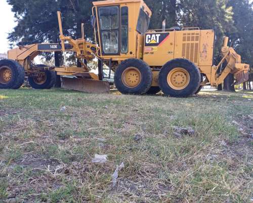 Motoniveladora Caterpillar 140 K