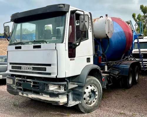 Camion Iveco 260e25 año 2012 Tatu C/trompo Hormigonero Mixer
