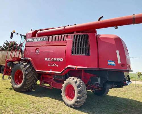 Cosechadora Vassallli AX 7500 Líder 2012