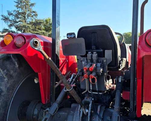Massey Ferguson 4283 - año 2017