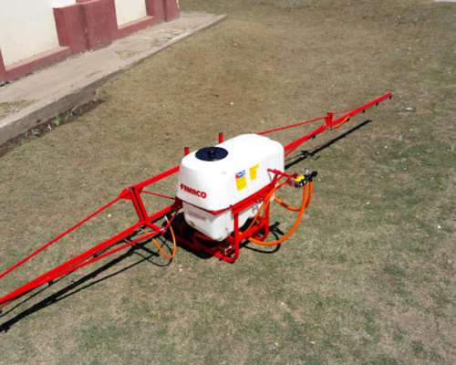 Fumigador de 500 Litros, Suspendido al Tractor