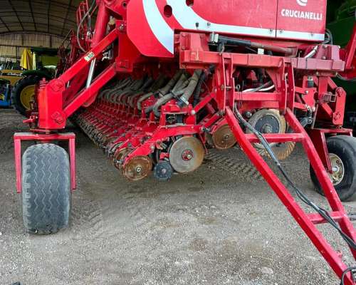 Crucianelli Pionera 61 a 17 con Alfalfero y Kit a 35 y 52 52