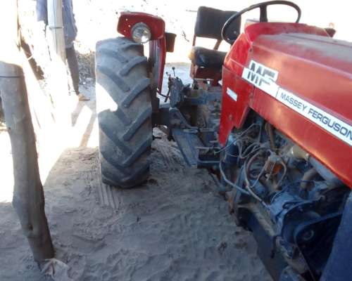 Massey Ferguson 155 .