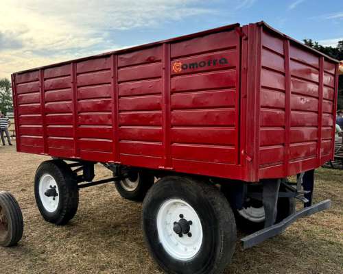 Acoplado Playo Comofra de 4,50x2,00 MT, 8 TT