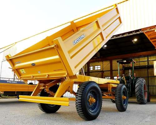 Acoplado Playo Volcador Grosspal de 4x2,20x0,70 Mts de 4 TT