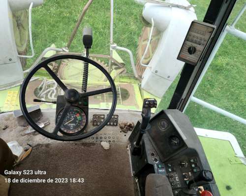 Picadora Claas 880 con Craker Financia 2 Años