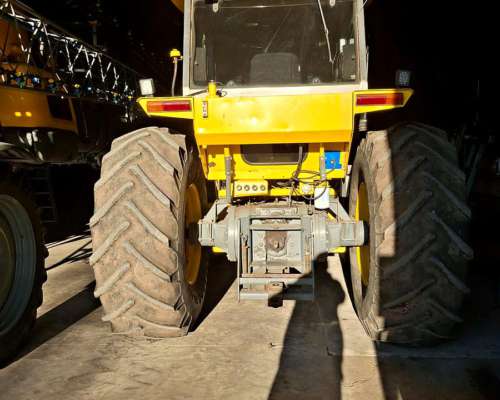 Tractor Pauny 250 con 9.000 Hs - 2011