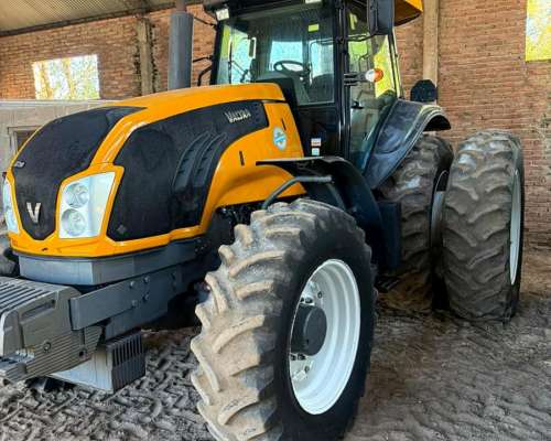 Tractor Valtra BT 210, año 2018, 210 HP, 6.500 Hs Motor,