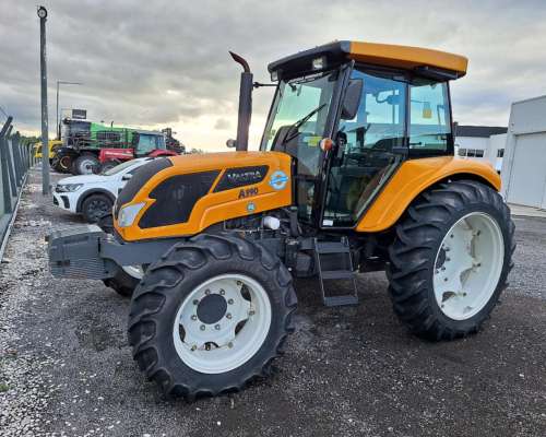 Usado - Valtra A990 - año 2023 - 4wd - Rod. Simple - Cabina