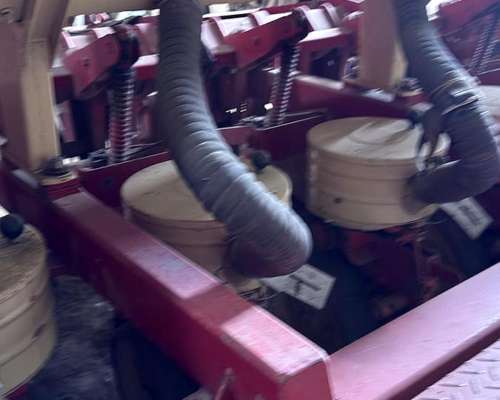 Sembradora Giorgi Precisa 8000 de 24 Lineas a 52