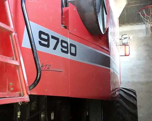 Cosechadora Massey Fergusson 9790 ATR Axial 2006