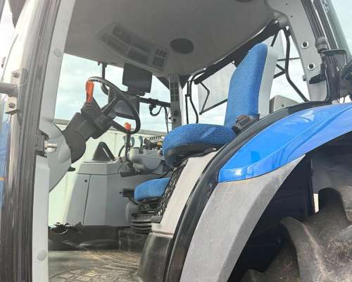 New Holland T7 215, 2019. Rodado 2020, 2800 Horas