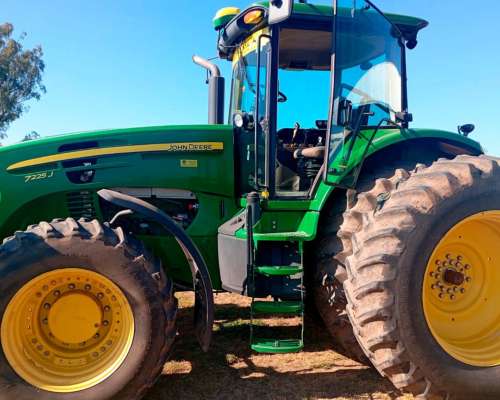 John Deere - 7225j DD