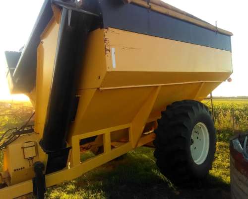 Tolva Autodescargable Cestari. 14 TN.